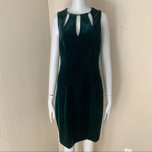 ELIE TAHARI Velvet Green Sleeveless Sheath Dress Cut Out Cocktail Party Size 0 - Picture 7 of 16